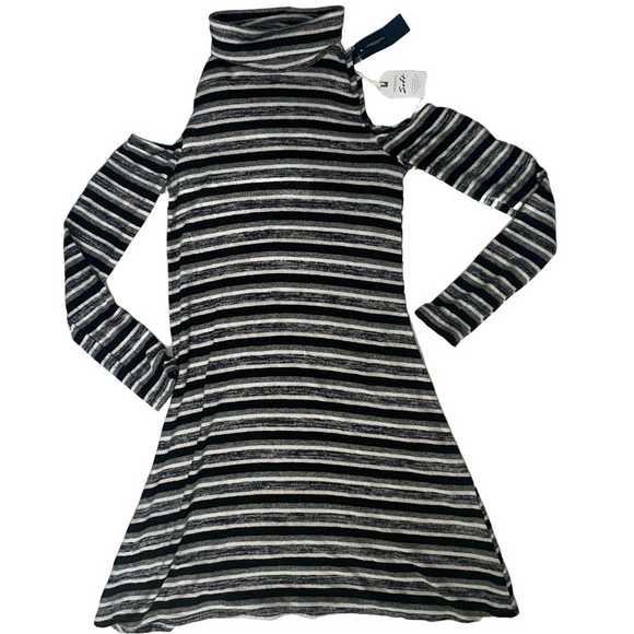 American Eagle Outfitters Dresses & Skirts - 🆕NWTA Black white and grey American eagle soft & sexy plush dress size medium
